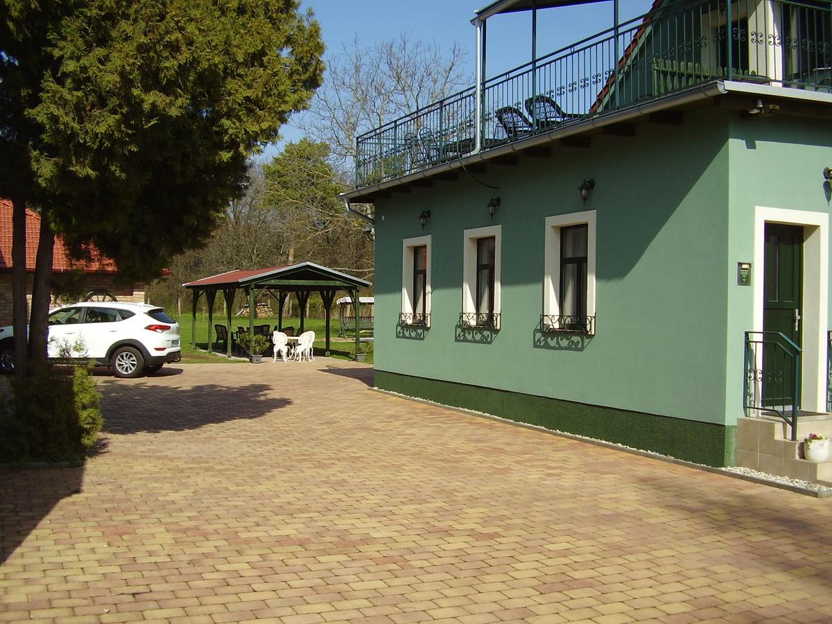Penzion Vecerka Lednice Dış mekan fotoğraf